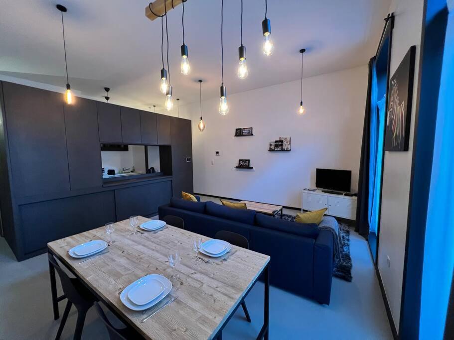 Le Jungle Loft - Place Saint Lambert, Hypercentre リエージュ エクステリア 写真